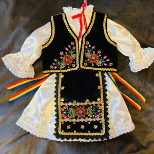 Traditional Romanian costume girls * izabella* manual sewn embroidery / handmade