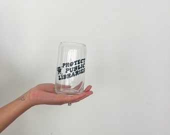 Protect public libraries glass cup, bookish cup