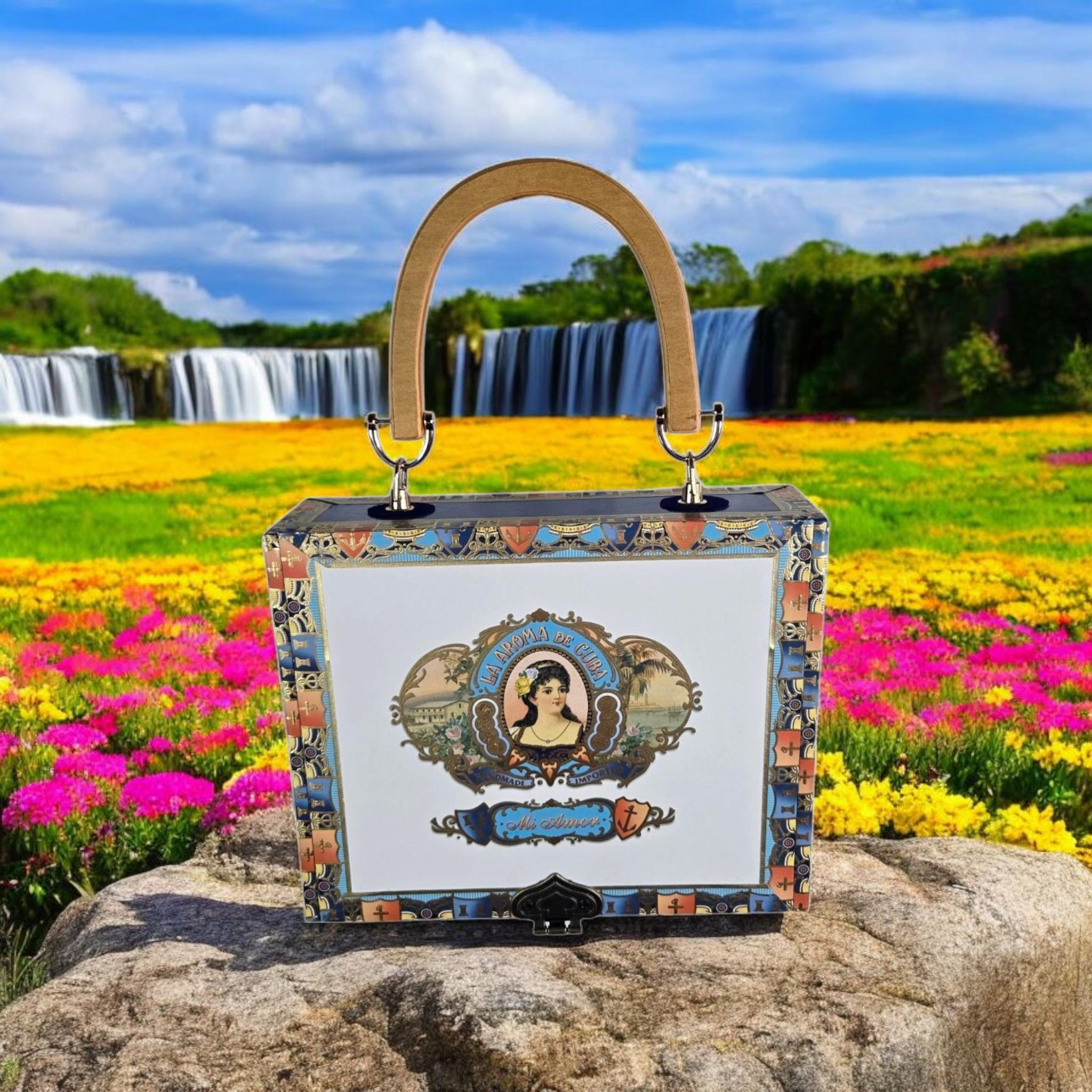 Purse made from an Ashton La Aroma De Cuba Mi Amor Magnifico Cigar Box.  Nicaragua tobacciana perfect gift for any woman.