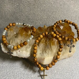 Olive wood Cross bracelet