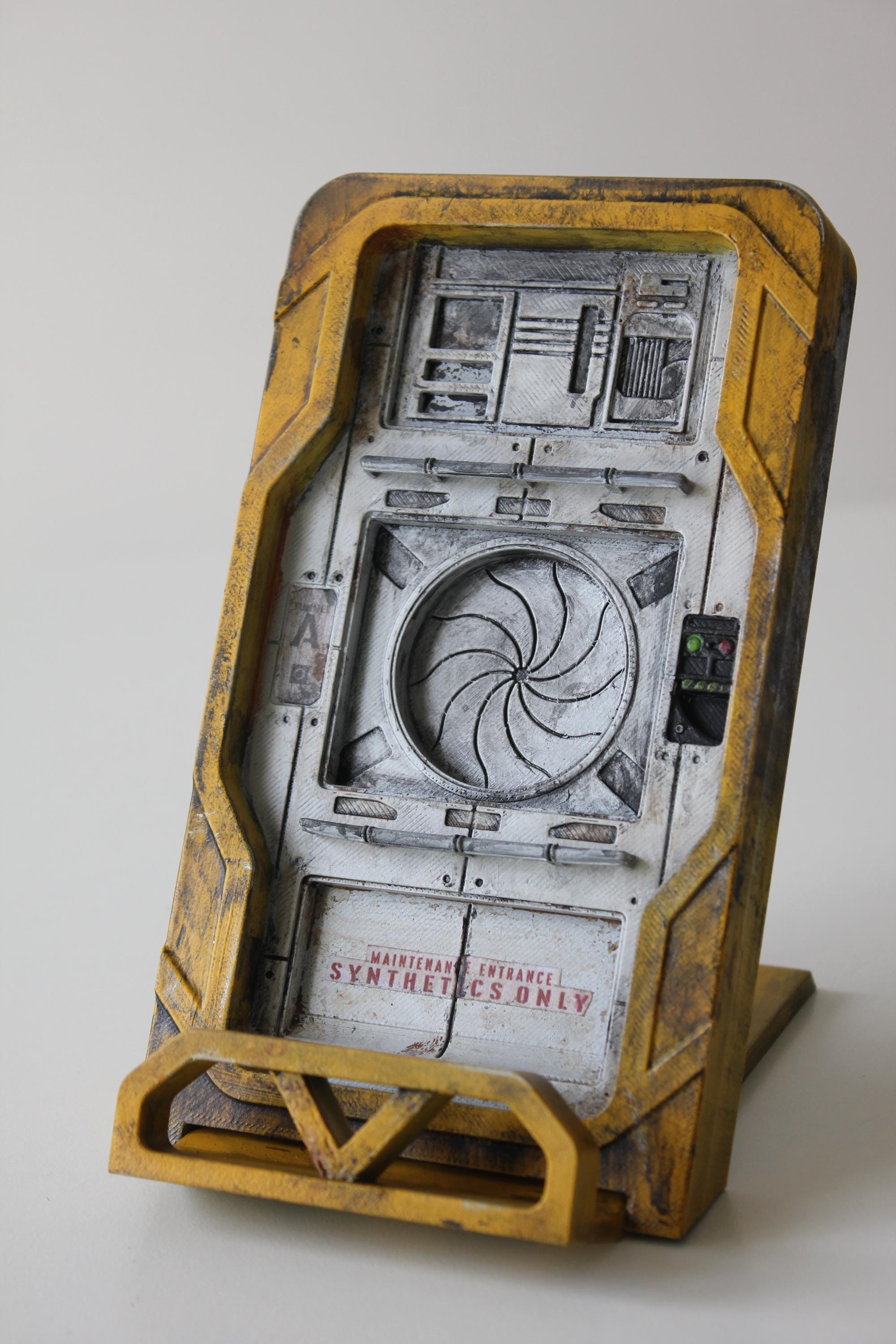 Alien: Romulus Phone Holder - Etsy