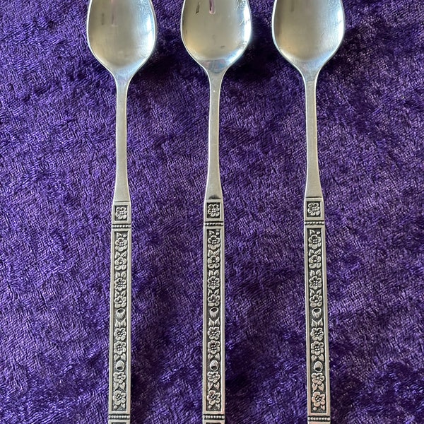 DOMINICA aka COLISEUM Oneida Vintage Flatware - 3 Iced Tea Spoons (from 1970’s) -  made in USA