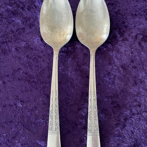 ROYAL YORK Silverplate by Oneida Community - Vintage (1937) -  Art Deco style - 3 Serving Tablespoons - made in USA