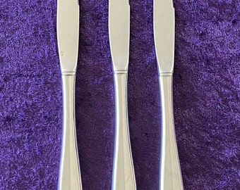 GALA IMPULSE Oneida Stainless Vintage Flatware - 3 Hollow Handled Dinner Knives