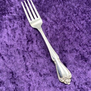 ARBOR ROSE 1881 Rogers Stainless by Oneida Vintage Flatware - 1 Youth Fork