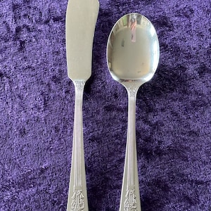 LIDO Silverplate by Oneida Ltd. - Vintage (1938) - 1 Sugar Spoon, 1 Flat Handle Master Butter Knife - made in USA