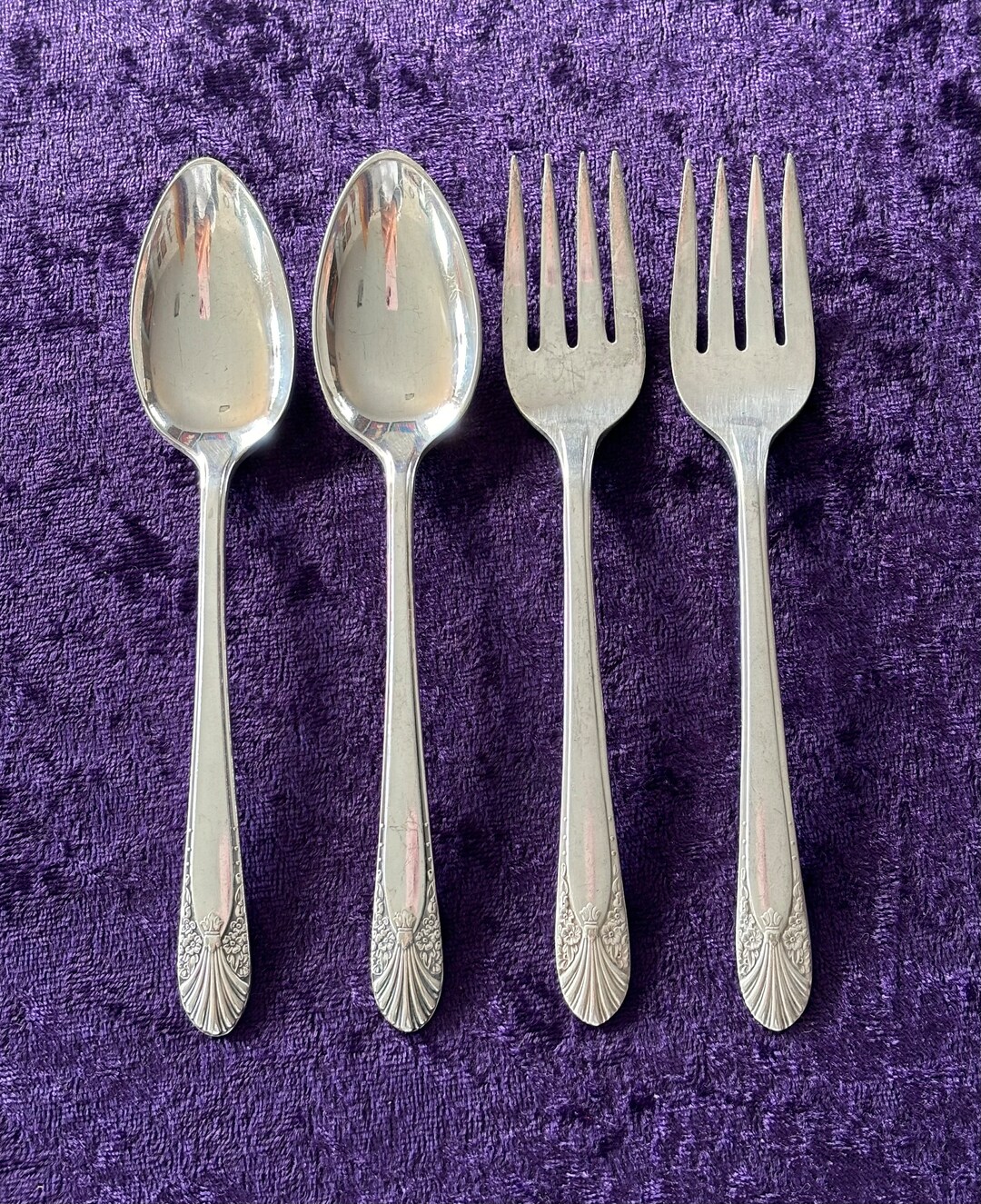 RADIANCE by Crown Silverplate 1939 Art Deco Vintage Pattern 2 Teaspoons