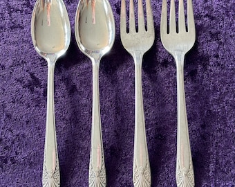 RADIANCE by Crown Silverplate - (1939) - Art Deco Vintage Pattern - 2 Teaspoons , 2 Salad Forks -  made in USA