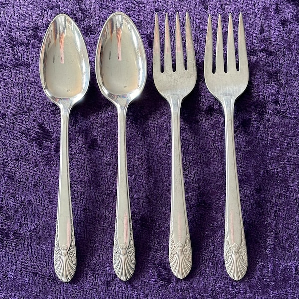 RADIANCE by Crown Silverplate - (1939) - Art Deco Vintage Pattern - 2 Teaspoons , 2 Salad Forks -  made in USA