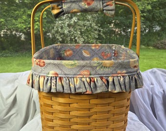 Longaberger Grandma Bonnie's Basket Signed Bonnie Longaberger Handle With Liner Protector