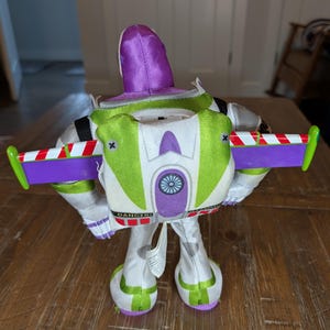 Disney Pixar Toy Story 4 - High Flying Talking Buzz Lightyear Plush image 4
