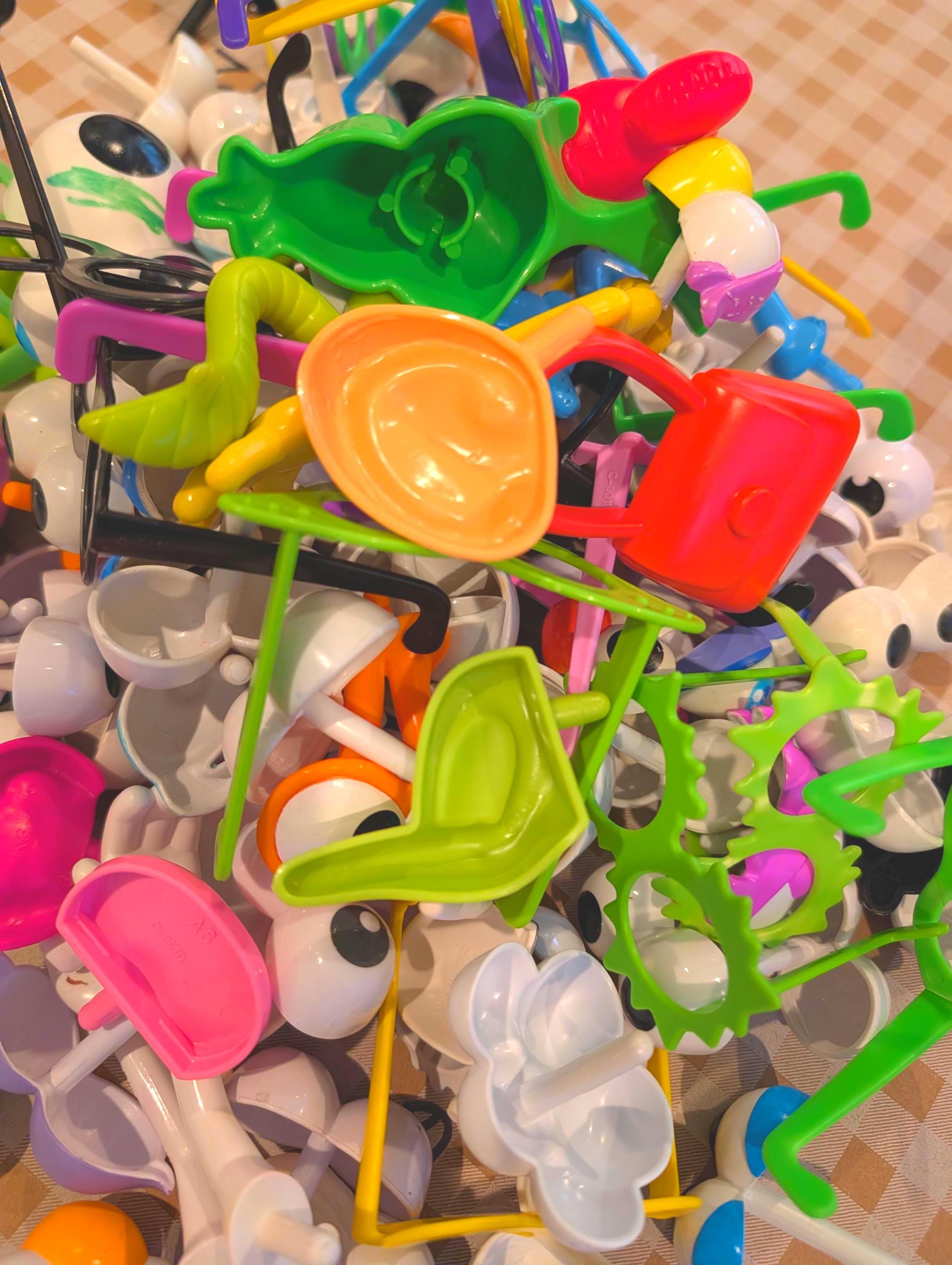 Mr. & Mrs. Potato Head Replacement Parts Hats and Shoes - You