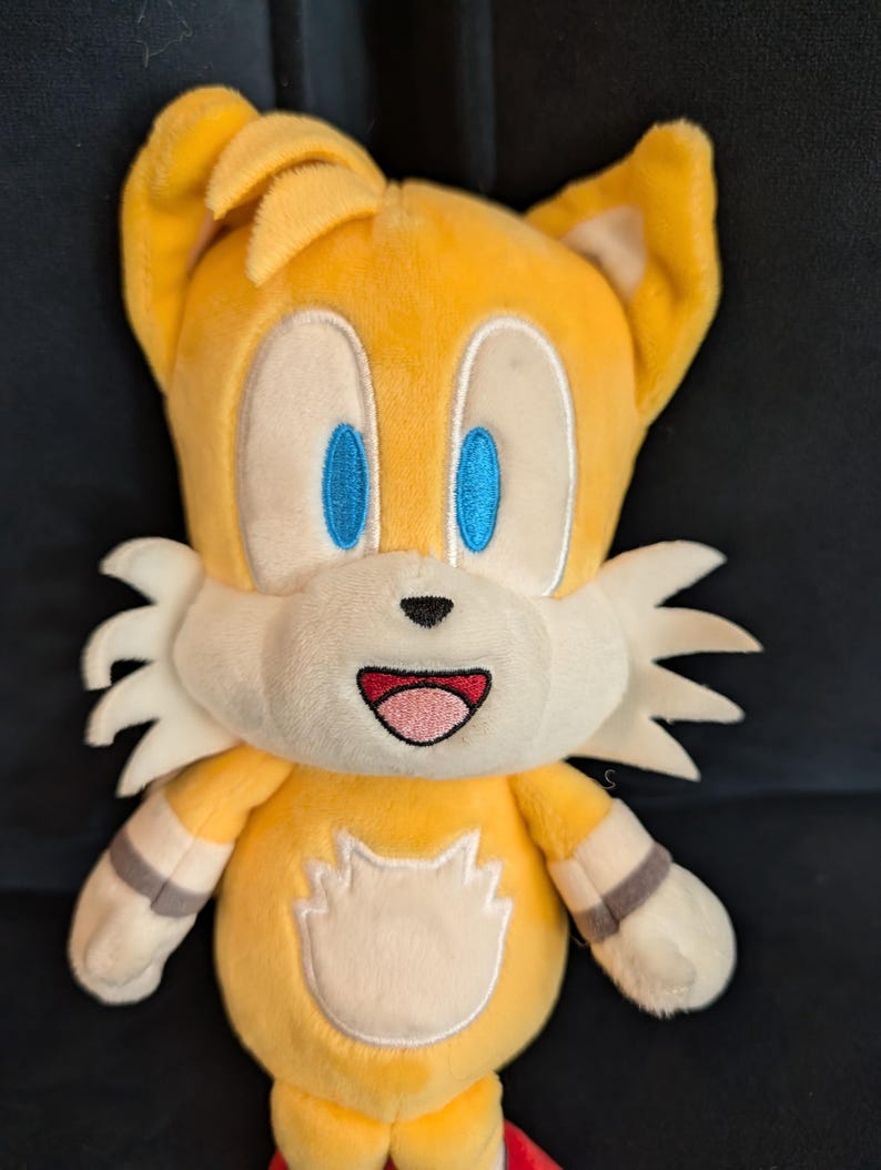 Sonic the Hedgehog Classic Tails Plush Stuffed Animal – 9