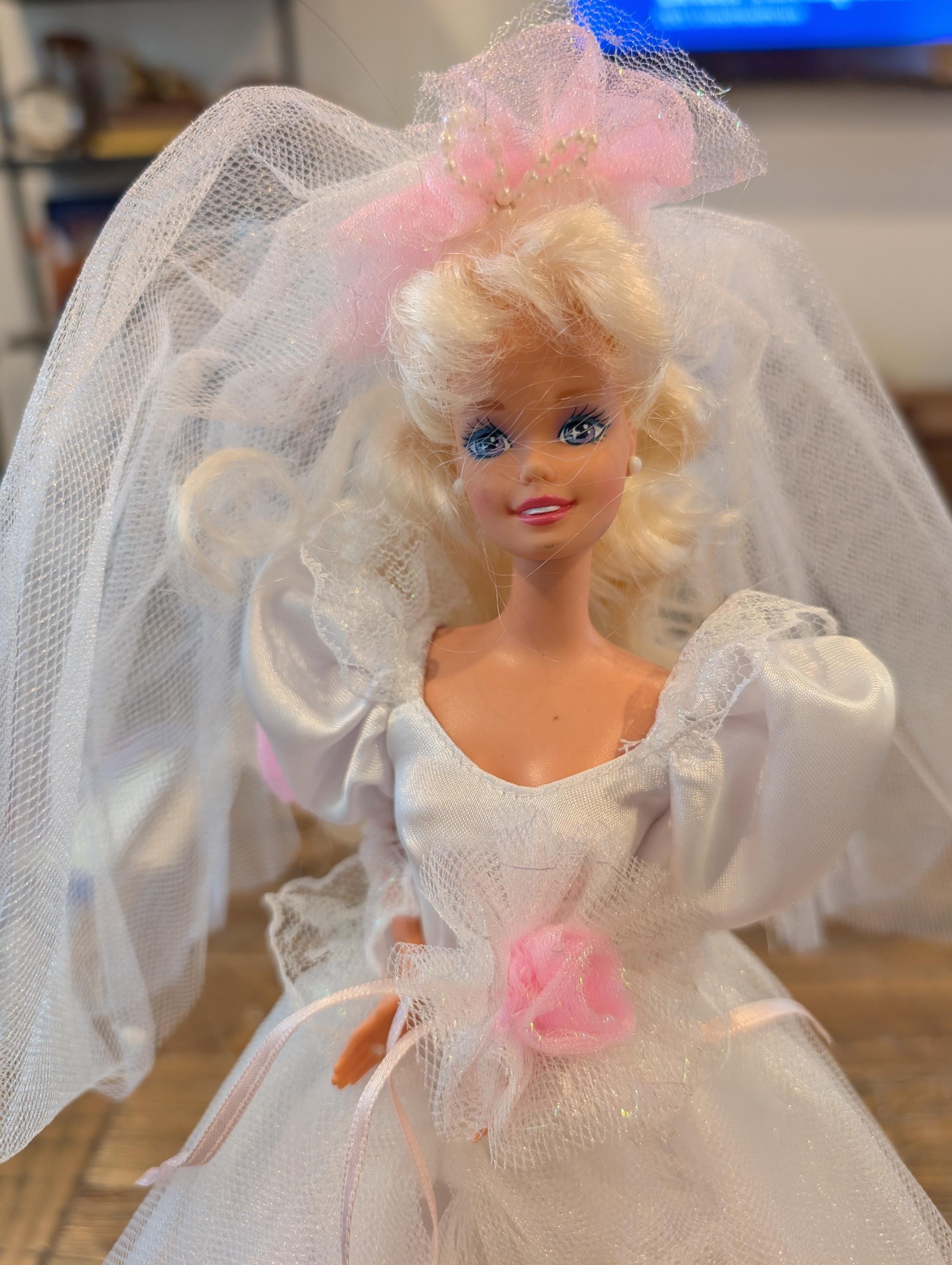 Jewel Glitter Barbie • Romantic Bride レア Jewel Glitter Barbie • Romantic Bride レア