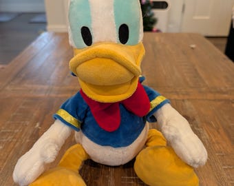 Disney Store Donald Duck 18" Plush