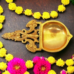Brass Diya, Brass Metal Oil Lamp, Handmade Brass Diya, Indian Pooja Diya, High Quality Brass Diya, Quick Dispatch