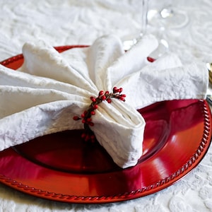 Holiday 3&quot; Red pip-berry Hand-made napkin rings-Set of 4 holiday Napkin Holders for Christmas Table Decor, Weddings or Special Occasions