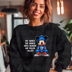 Puede incluir: Un juego de tres tazas de cer&aacute;mica con un acabado mate moteado. Las tazas son de color crema, gris claro y gris oscuro. Cada taza tiene un dise&ntilde;o simple y moderno y un asa redondeada. Las tazas est&aacute;n apiladas una encima de la otra.