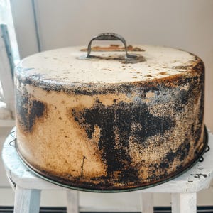 Cake Tin