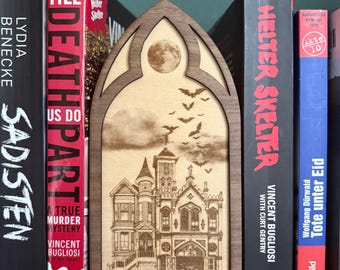 Haunted House Book Nook Window – Spooky Bookshelf Insert – Aesthetic Shelf Decor – Gothic Decor – Gift for Book Lovers