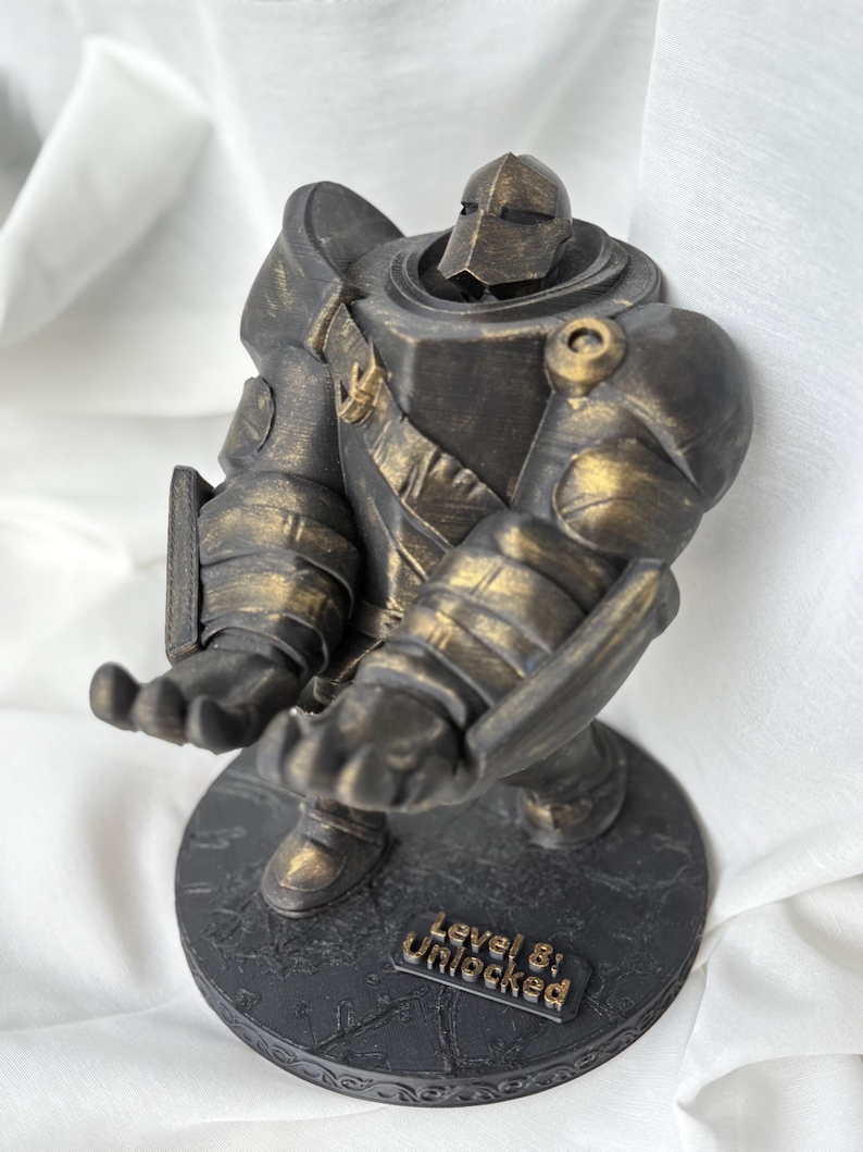 Personalized Controller Holder Knight – PS5 PS4 Xbox Stand – Hand Painted Gaming Controller Stand – Gamer Gift Custom Name image 2