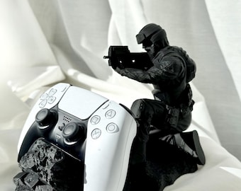 Controller Holder Soldier Design – Army Gamer Gift – Controller Stand Figure, Game Console