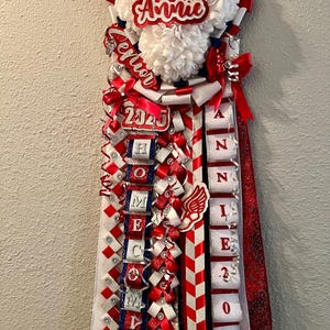 Mamme del ritorno a casa, hoco, più grande è meglio, monogrammi, ritorno a casa, ritorno a casa in Texas, spirito scolastico, mamma