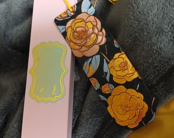 Marcador de livros Camélia em ouro rosa e prata, presente para o Dia das Mães com caixa de presente.