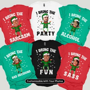 面白いパーソナライズされたマッチングクリスマスグループシャツ、カスタムフレンズTシャツ、親友のためのクリスマス友情Tシャツ、マッチングフェイスフォトパーティーシャツ