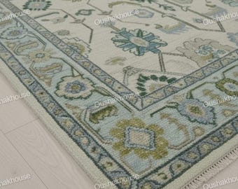 Handmade Wool Oushak Rug: Beige, Green Floral Design