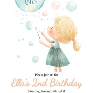 Puede incluir: Una invitación de cumpleaños con una ilustración en acuarela de una niña soplando burbujas. El texto "POP ON OVER" está en una burbuja, y la invitación es para el 2º cumpleaños de Ella.