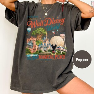 Walt Disney World Shirt, Vintage Magic Kingdom Epcot Hollywood Studios Animal Kingdom Shirt, Family Vacation Matching Disneyworld Tee imagem 4