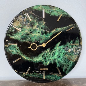 epoxy resin wall clock geode marble green and black for home decor wall decor housewarming gift handmade resin art house decor customizable
