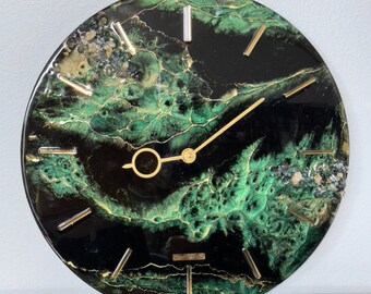 reloj de pared de resina epoxi geoda mármol verde y negro para decoración del hogar decoración de la pared regalo de inauguración de la casa decoración de la casa de arte de resina hecha a mano personalizable