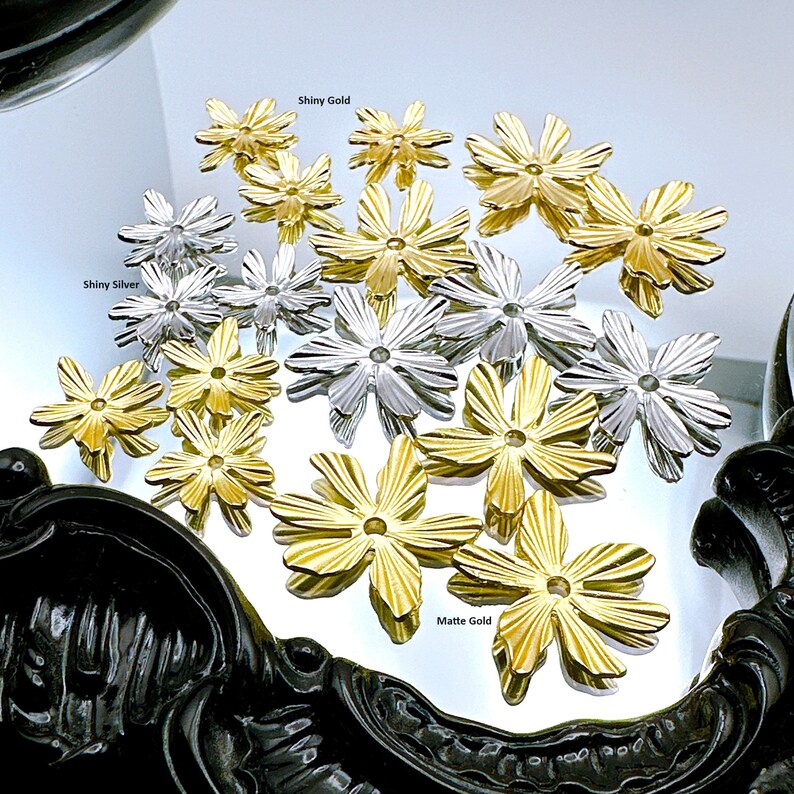 4pcs Small/large Metal Flower With 6 Petals, Shiny Gold/matte Gold
