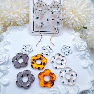 Polka Dot Flower Acrylic Charms, Clear/Translucent Donut Beads, Small 19mm & Large 27mm, Floral Earring Pendants, DIY Jewelry Supplies