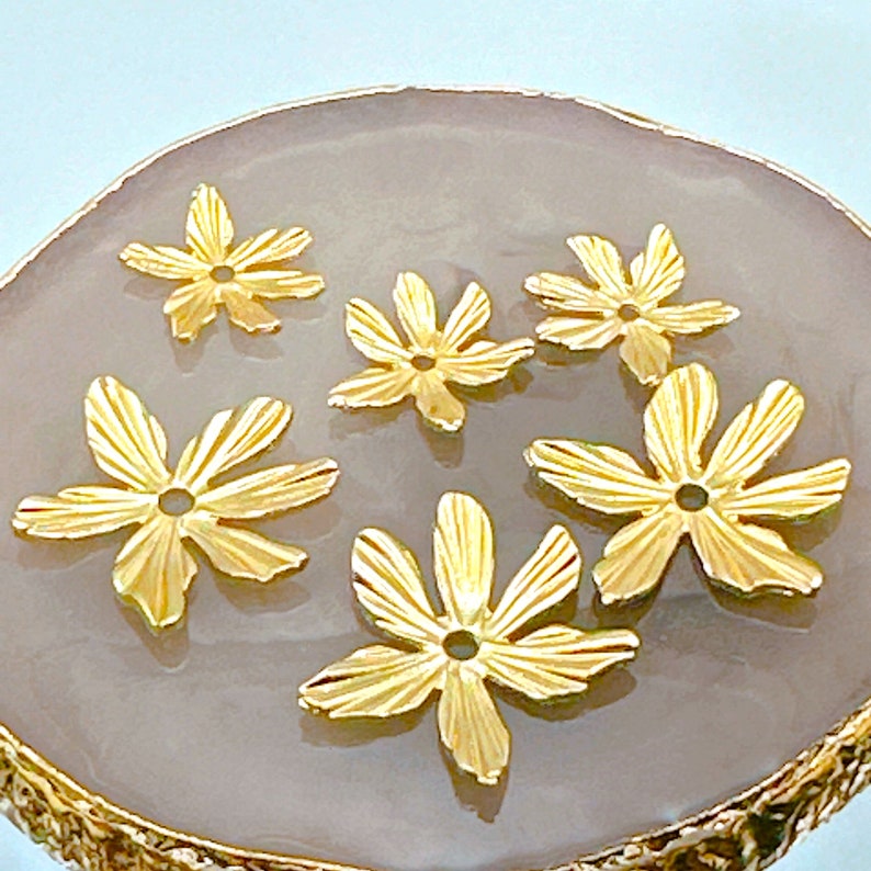 4pcs Small/large Metal Flower With 6 Petals, Shiny Gold/matte Gold