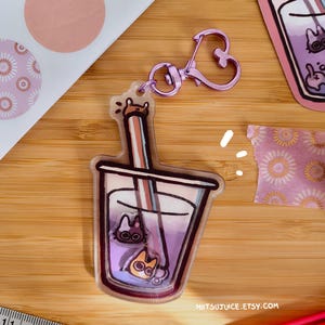 Cat boba shaker keychain - cute shaker charm, fidget toy keychain, sensory toy and accessory for cats lovers, kawaii acrylic charm