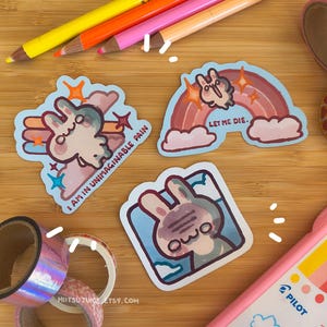 Set di adesivi a forma di coniglietto funky - set di tre adesivi lucidi kawaii fatti a mano, divertente idea regalo per scrapbooking e simpatica arte sulla salute mentale.