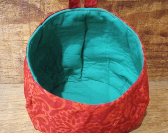 Round organizational pod Red and Green