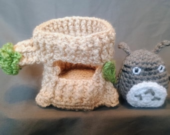 Little Totoro and Tree