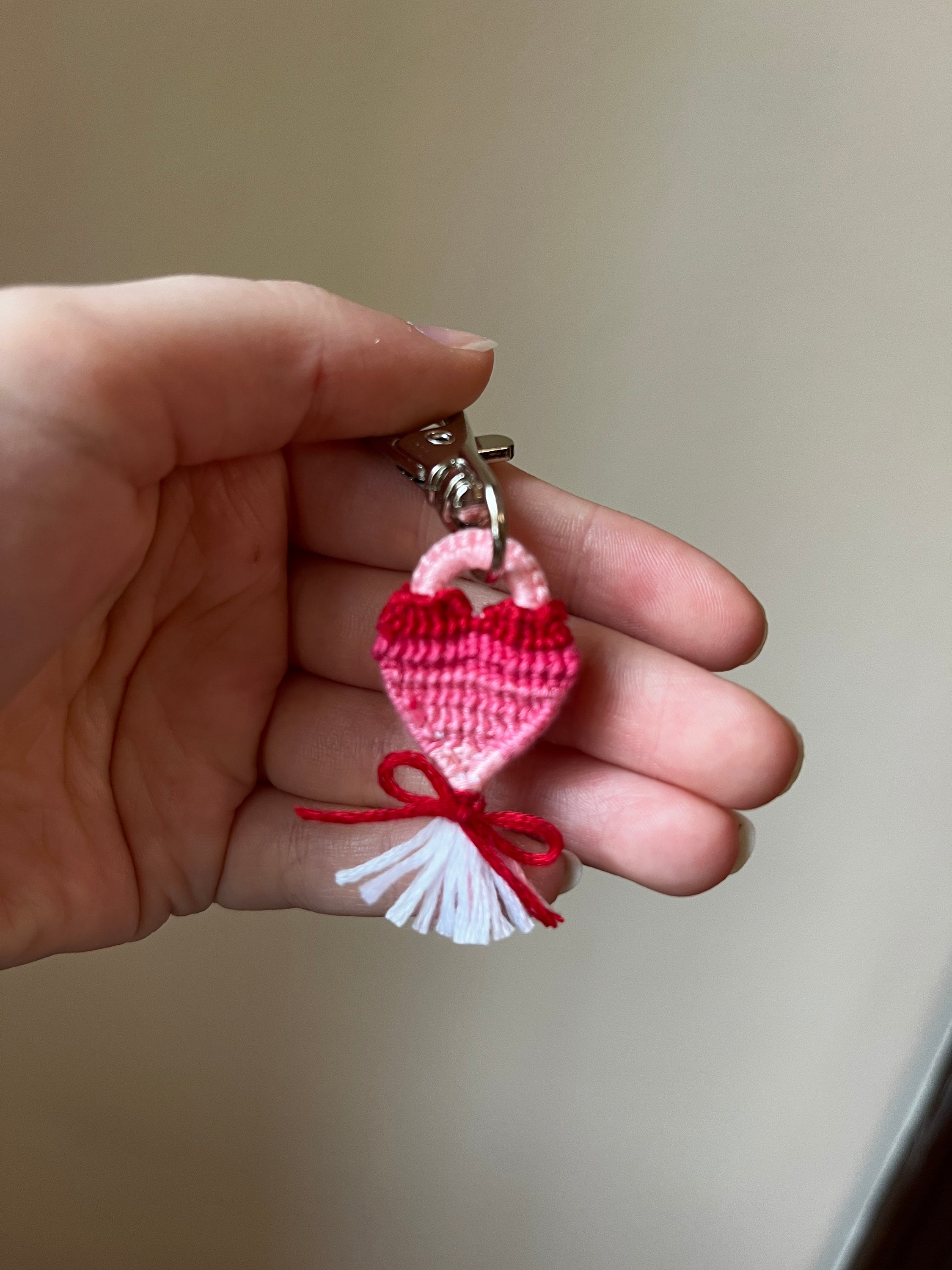 Girly Aesthetic Heart Mini Keychains, Work as Zipper Pulls or Accents ...