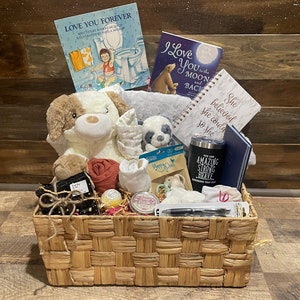 Mommy to Be Gift Baskets 60 Gift Ideas for 2023
