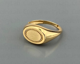Solid Gold 14k Oval Signet Ring, Engraved Ring, Minimalist Gold Ring, Elegant Ring, Dainty Women Ring, Perfect Ring Gift, Personalized Ring
