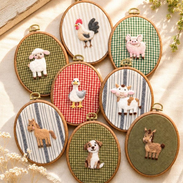 Personalisierte Kinderzimmerdeko aus Filz mit Tiermotiven, Namensschild fürs Baby, geschlechtsneutrale Stickrahmen-Kunst, Wanddeko mit Bauernhoftieren, Geschenk zur Babyparty