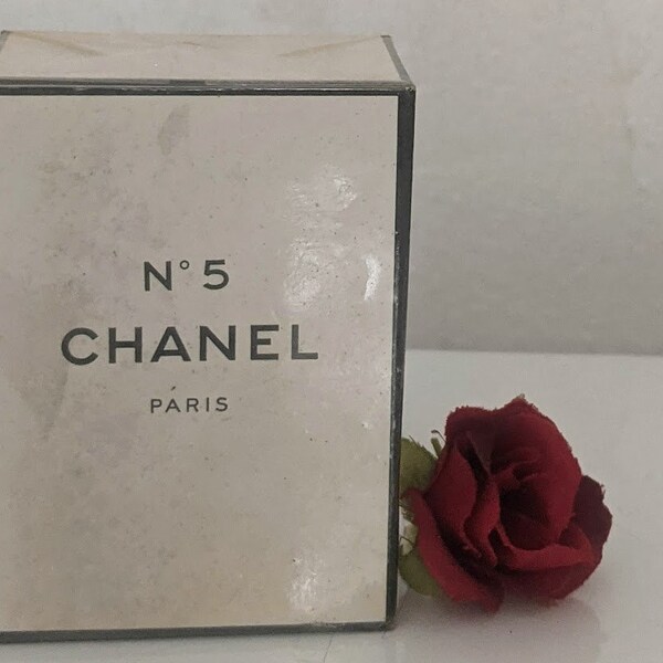 1950s Vintage Chanel No 5 No 200 1/2 fl.oz. (14 ml) Sealed Extrait 1.200.51