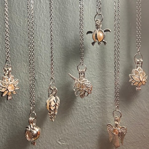 Freshwater Pearl pendant necklace