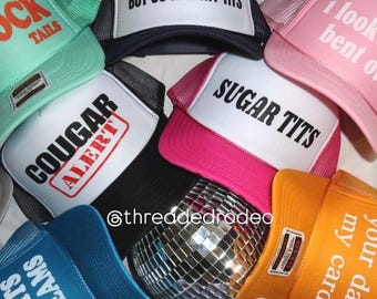 Trucker Cap Roulette | Lustig ausgefranster Slogan unangemessene Trucker Hats, Partyhüte