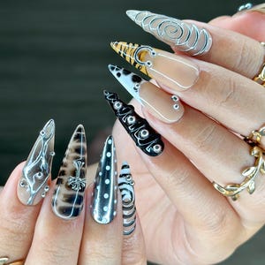 Gothic Silver Black Press On Nails | Spiral Gothic Nail Art | 3D Cross & Spiral Fake Nails | Punk Style Press Ons | Dark Nails | HC533YC