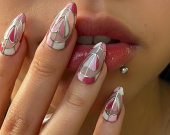 Uñas postizas con diseño de rosa de vidriera / Diseño de alta costura en rosa y plata / HC1241HC